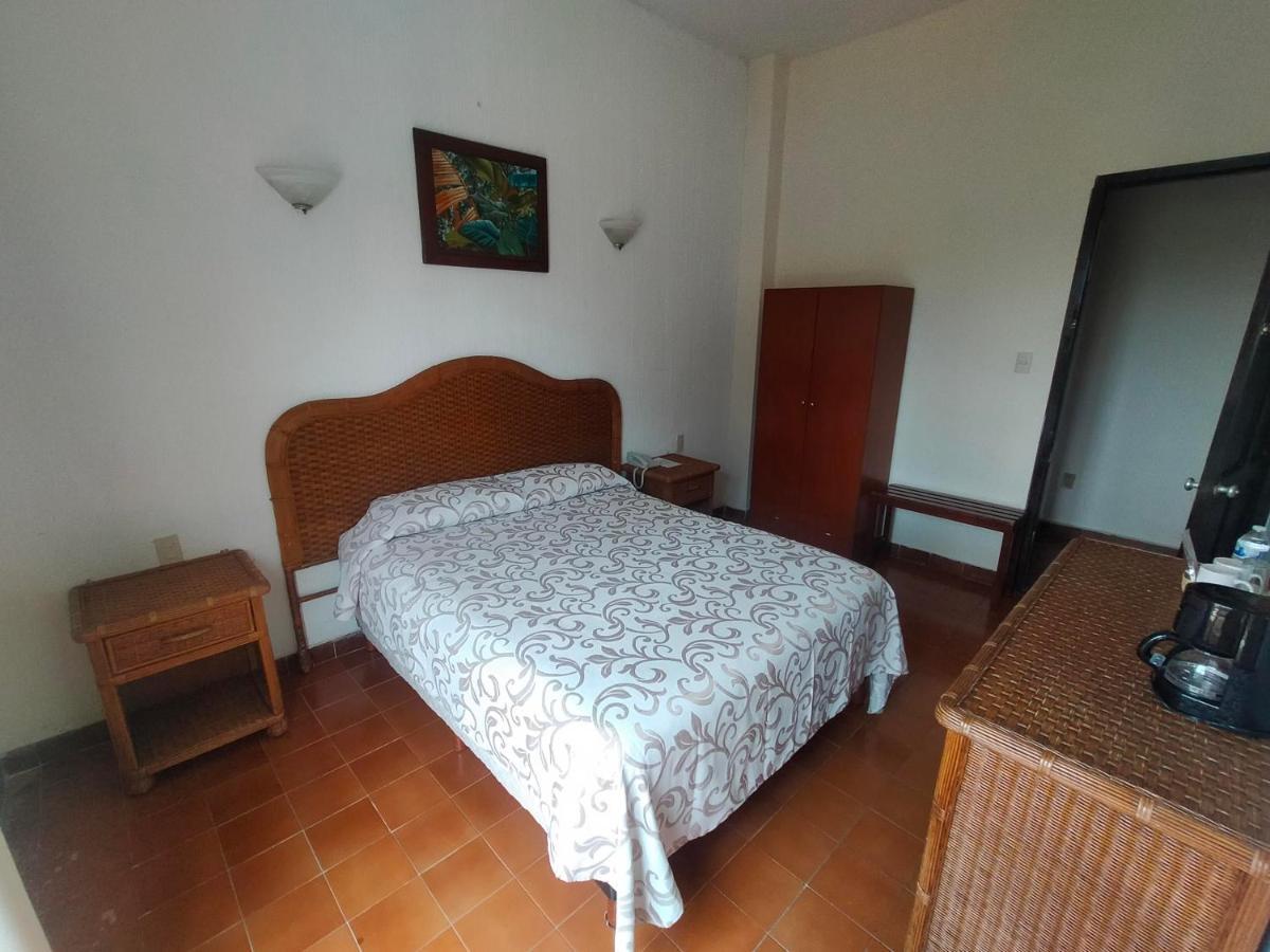Hotel Posada Dona Lala Тлакотальпан Экстерьер фото